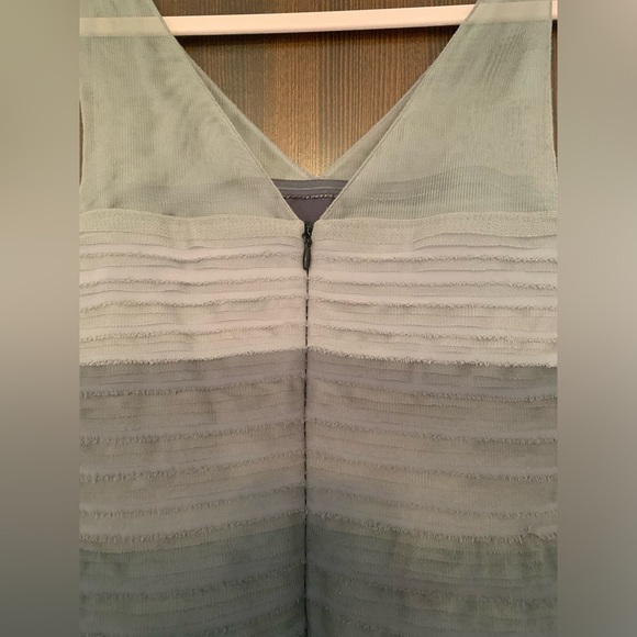 BCBG MAXAZRIA Wendy Grey Combo Mesh Tulle Cocktail Dress Size 4 - Picture 3 of 7